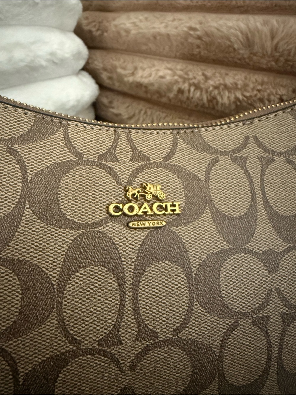 Coach Signature Canvas Shoulder Bag in Brown with Tan Trim - Picture 2 of 5